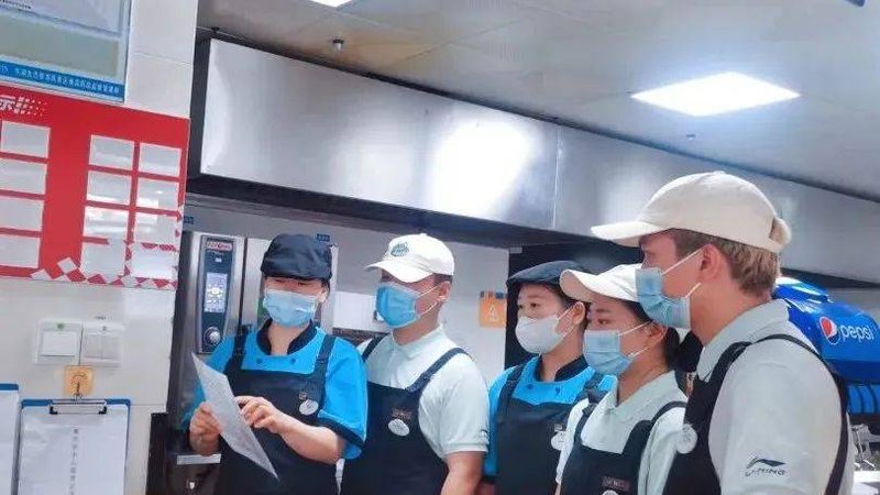 餐饮加盟：如何规避风险，避免常见陷阱**